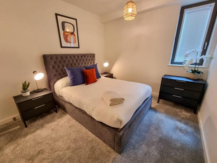 Luxury City Centre Townhouse With Parking Манчестер Екстер'єр фото