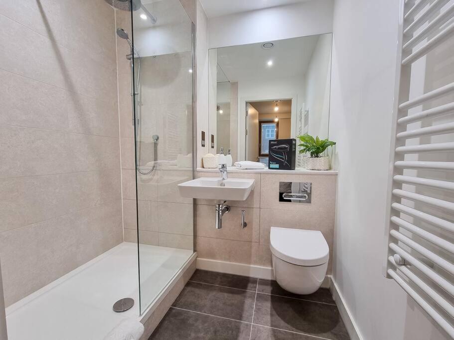 Luxury City Centre Townhouse With Parking Манчестер Екстер'єр фото